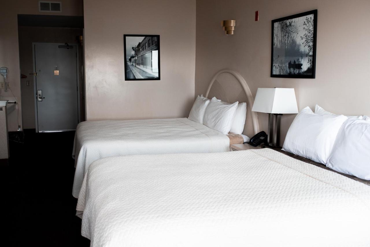 West Bank Inn Celina Экстерьер фото