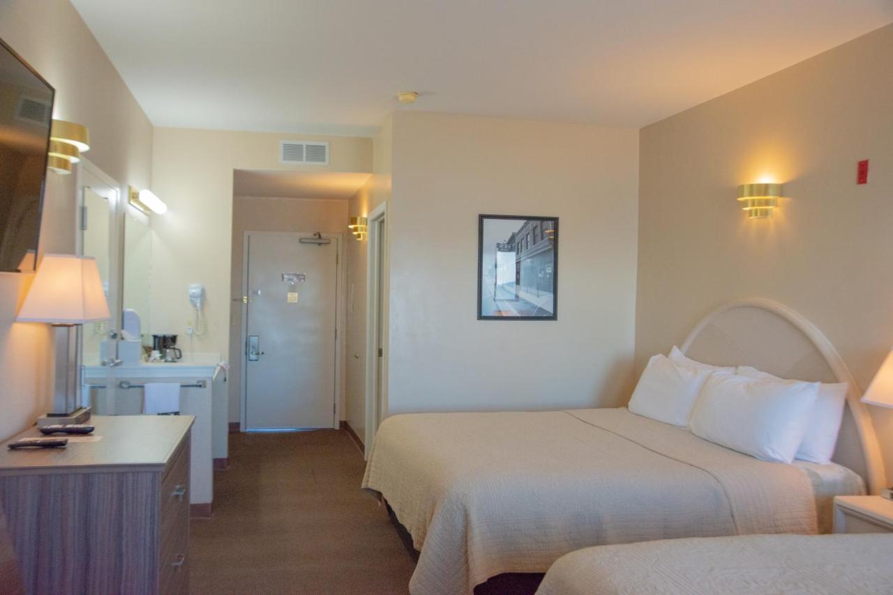 West Bank Inn Celina Экстерьер фото